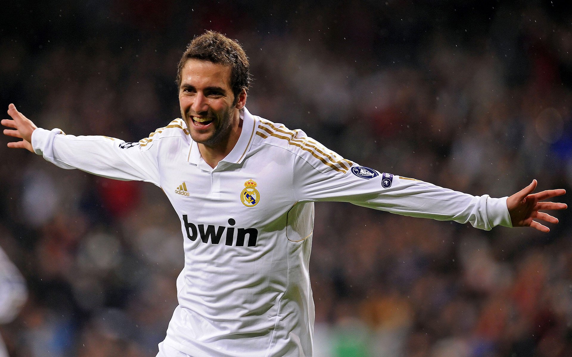 五大联赛是否强化非持球球员在进攻端的空间跑动配合，五大联赛非欧名额